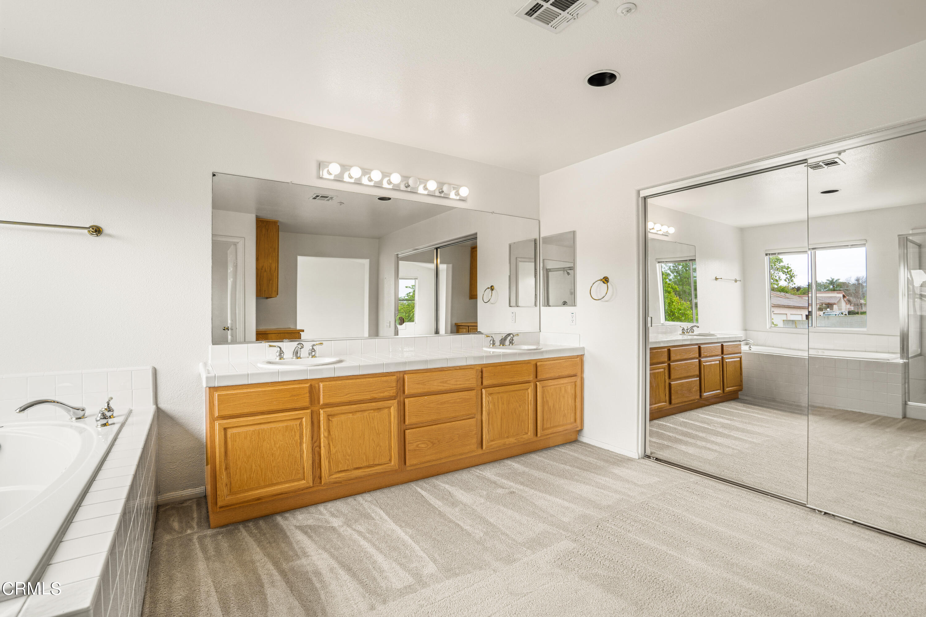 2410 Ivory Way Oxnard, CA 93036 - Photo 49 of 64 DSC06698