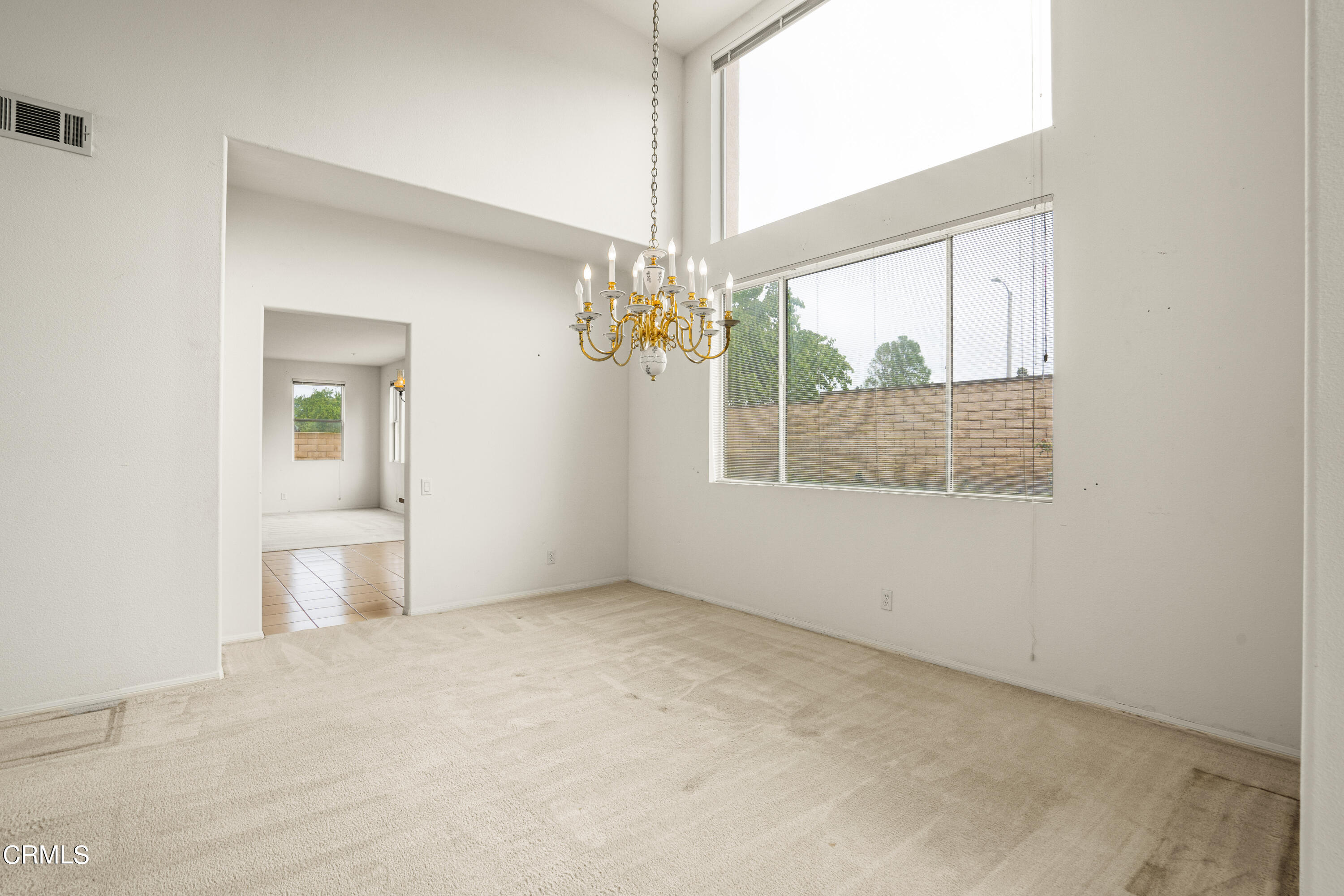 2410 Ivory Way Oxnard, CA 93036 - Photo 9 of 64 DSC06263