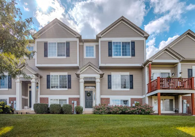 $324,900 | 1422 Manning Avenue, Montgomery, IL 60538