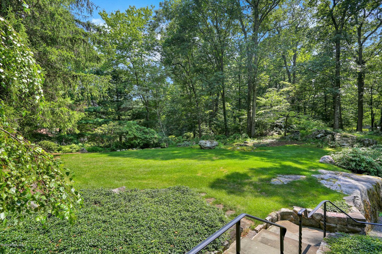 9 Dartmouth Road Cos Cob, CT 06807 - Photo 18 of 23 9 Dartmouth Rd Cos Cob CT-large-026-019-