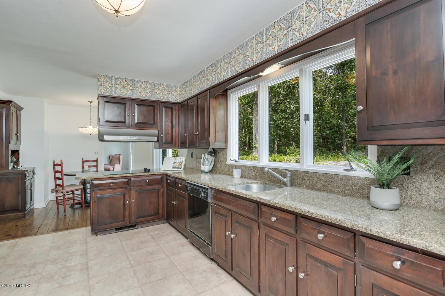9 Dartmouth Road Cos Cob, CT 06807 - Photo 8 of 23 9 Dartmouth Rd Cos Cob CT-large-012-017-
