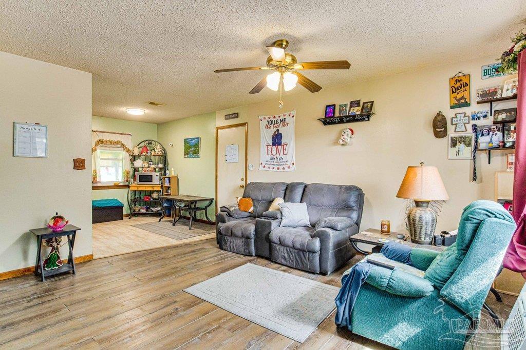 1421 River Annex Road Cantonment, FL 32533 - Photo 8 of 29 Gallery Image 8