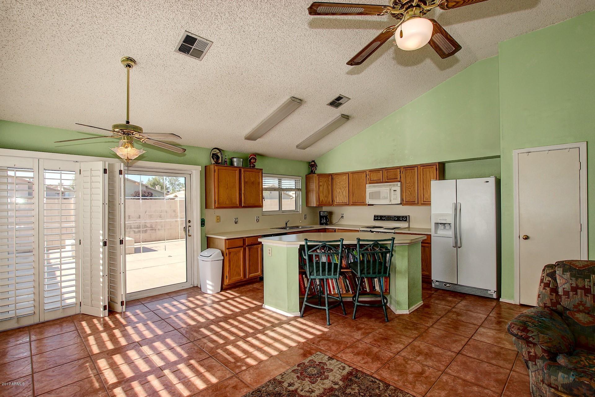 1213 East Mineral Road Gilbert, AZ 85234 - Photo 10 of 24 Kitchen Island