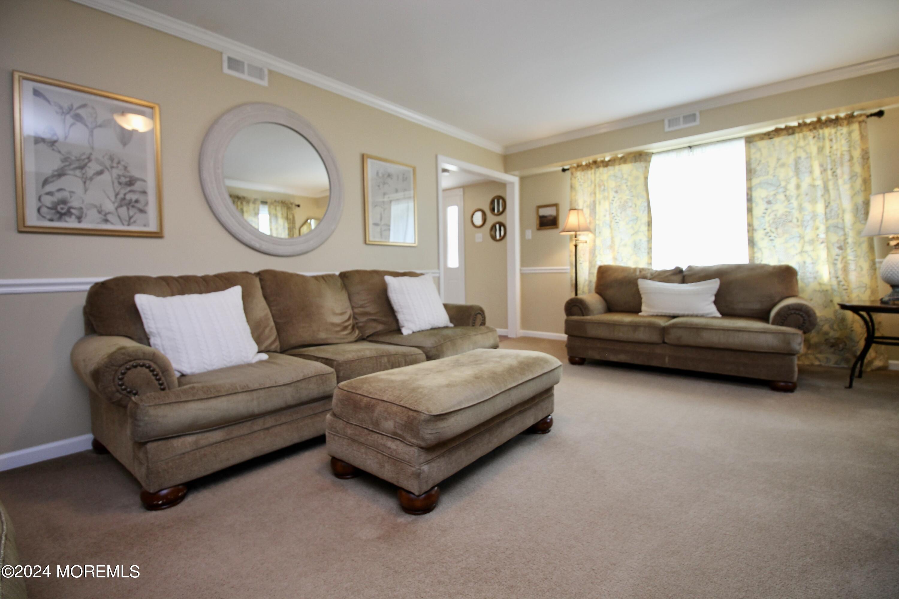 60 Kings Mountain Road Freehold, NJ 07728 - Photo 13 of 65 415AE384-2A55-4033-98E0-A98A2910EB90_1_2