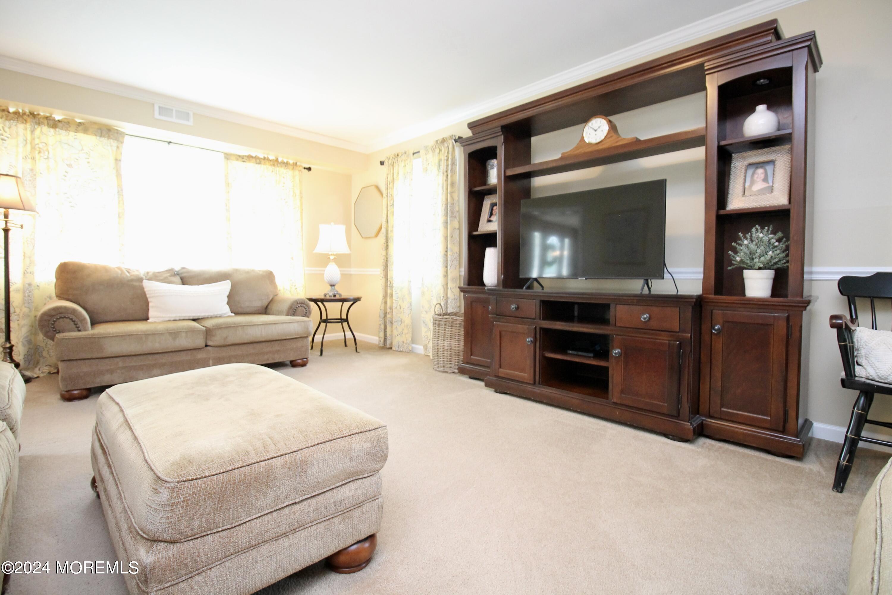 60 Kings Mountain Road Freehold, NJ 07728 - Photo 15 of 65 2A15863E-2E57-4C52-B8F3-534EF7E073F5_1_2