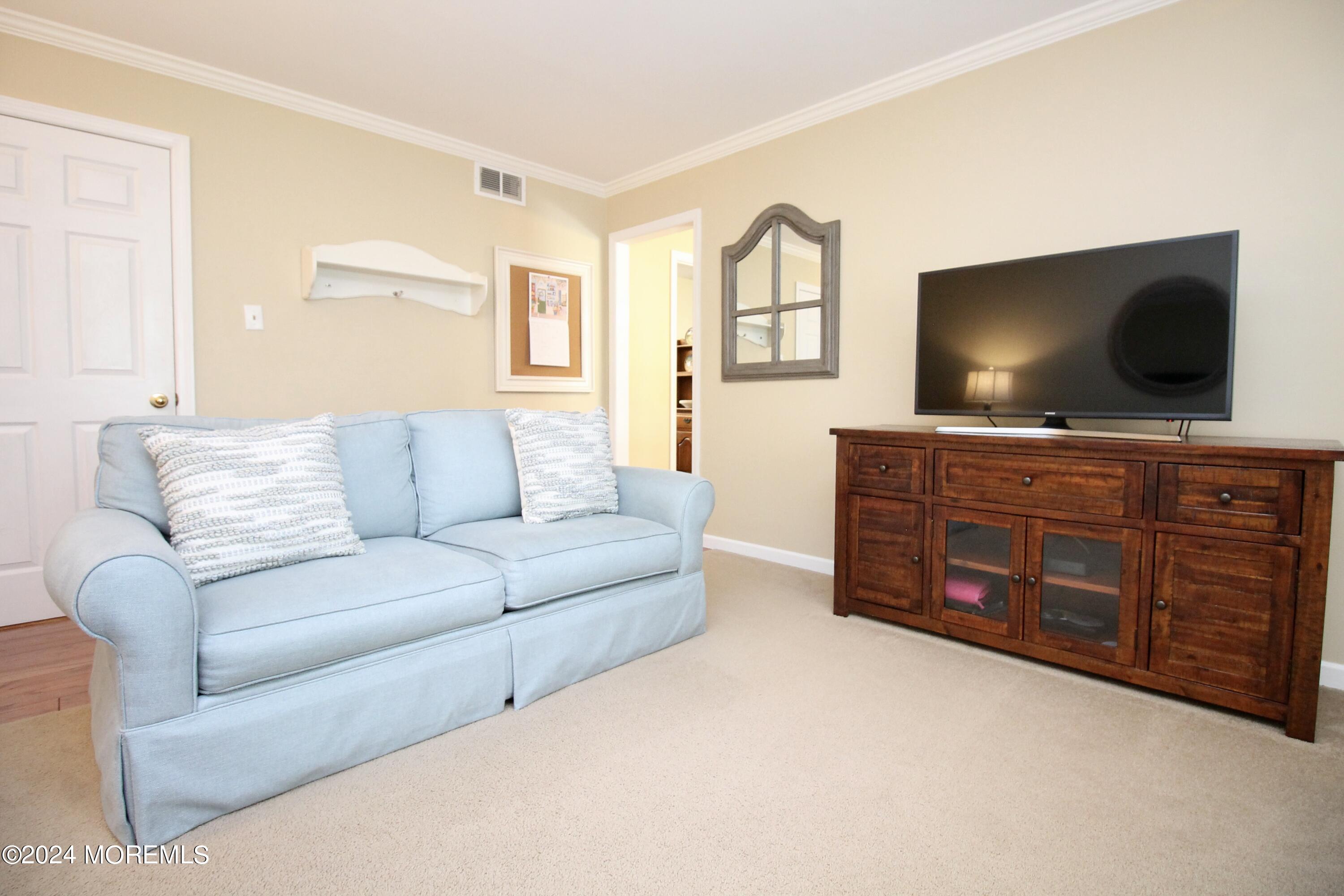 60 Kings Mountain Road Freehold, NJ 07728 - Photo 29 of 65 D64758DD-2D74-4B9F-AD75-E65825EF0FFE_1_2