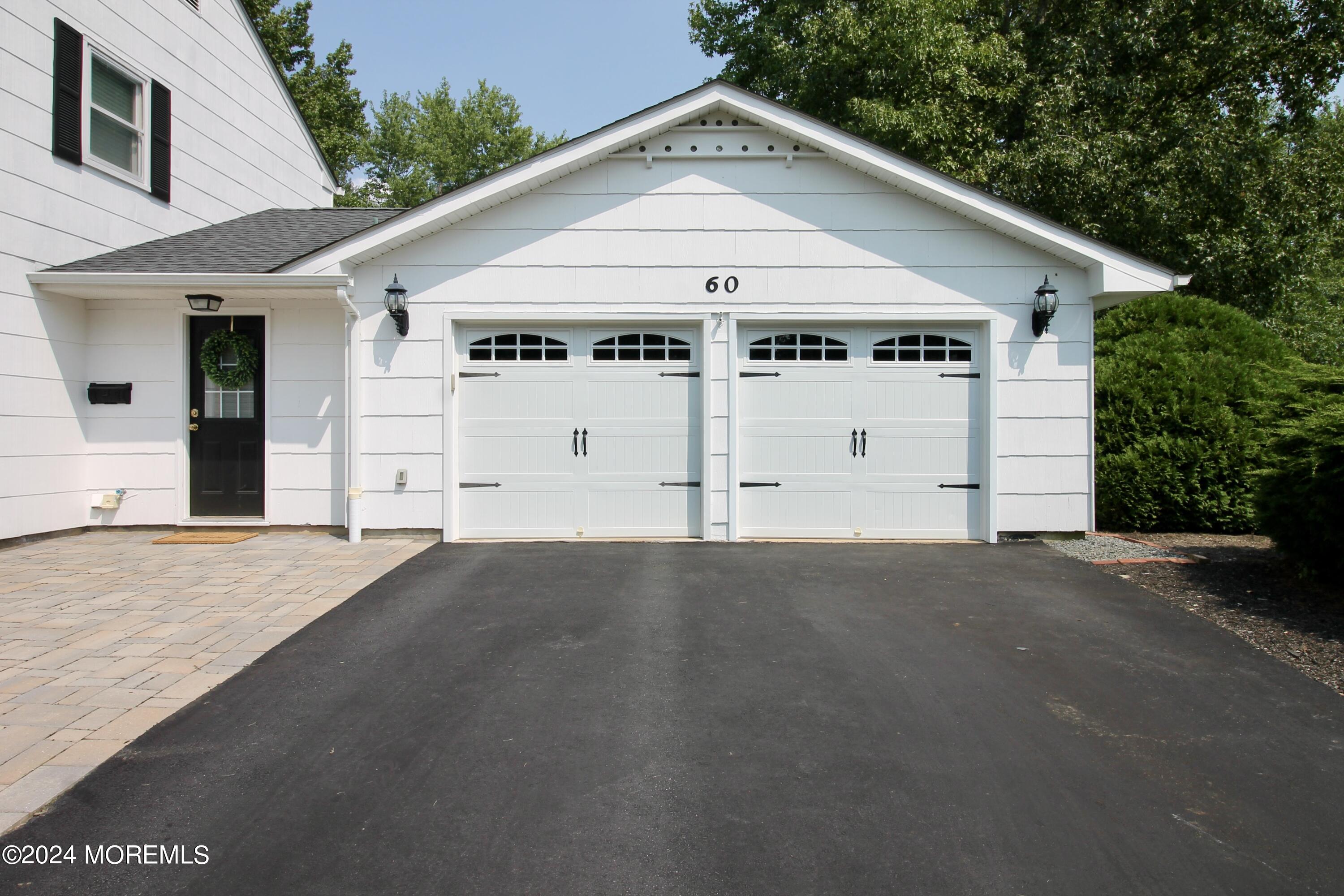 60 Kings Mountain Road Freehold, NJ 07728 - Photo 4 of 65 4D1676CD-80C7-4735-9DFE-0E42C0DD908C_1_2