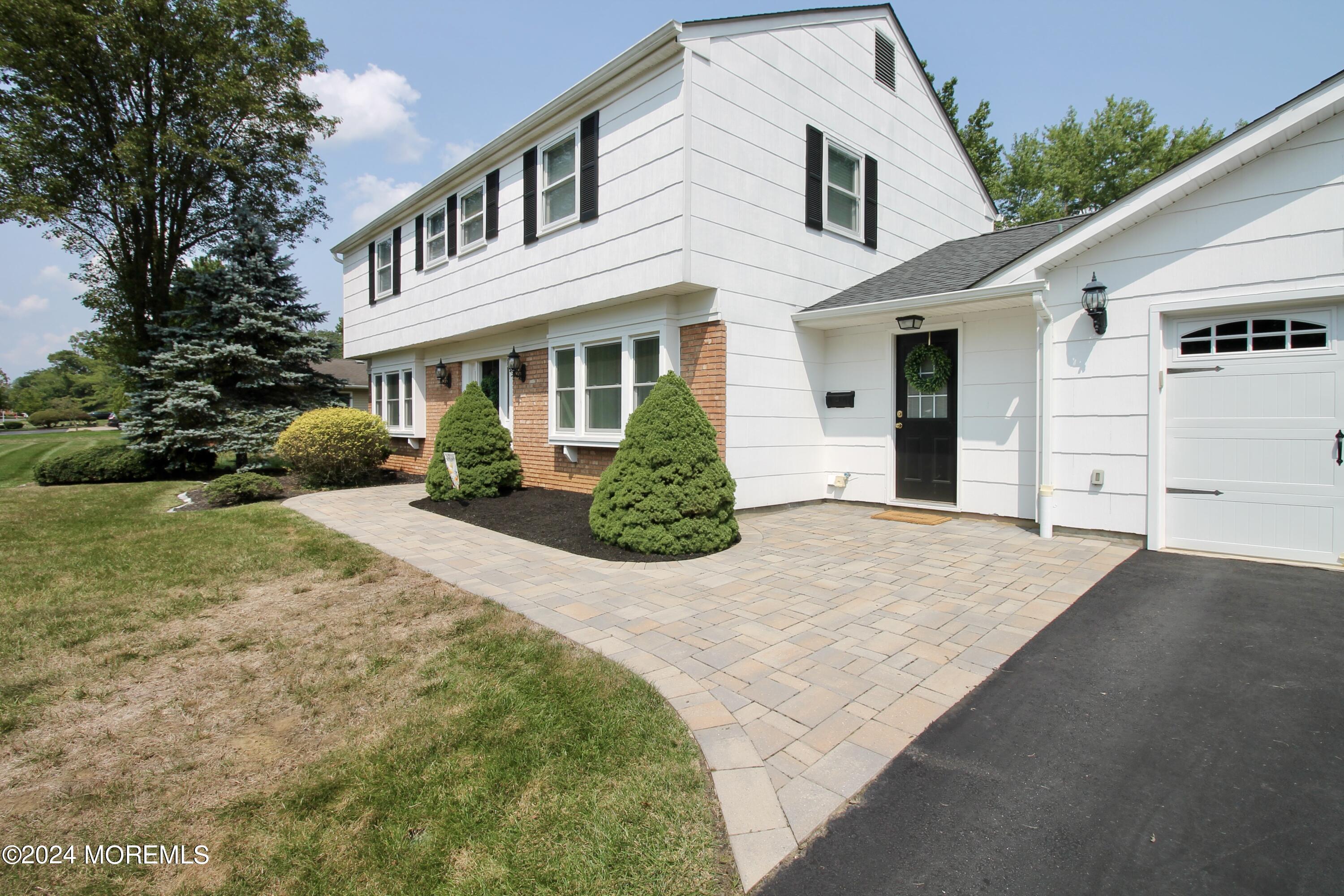 60 Kings Mountain Road Freehold, NJ 07728 - Photo 5 of 65 0BF7839C-F2CC-4AD3-9560-022E3EE90023_1_2