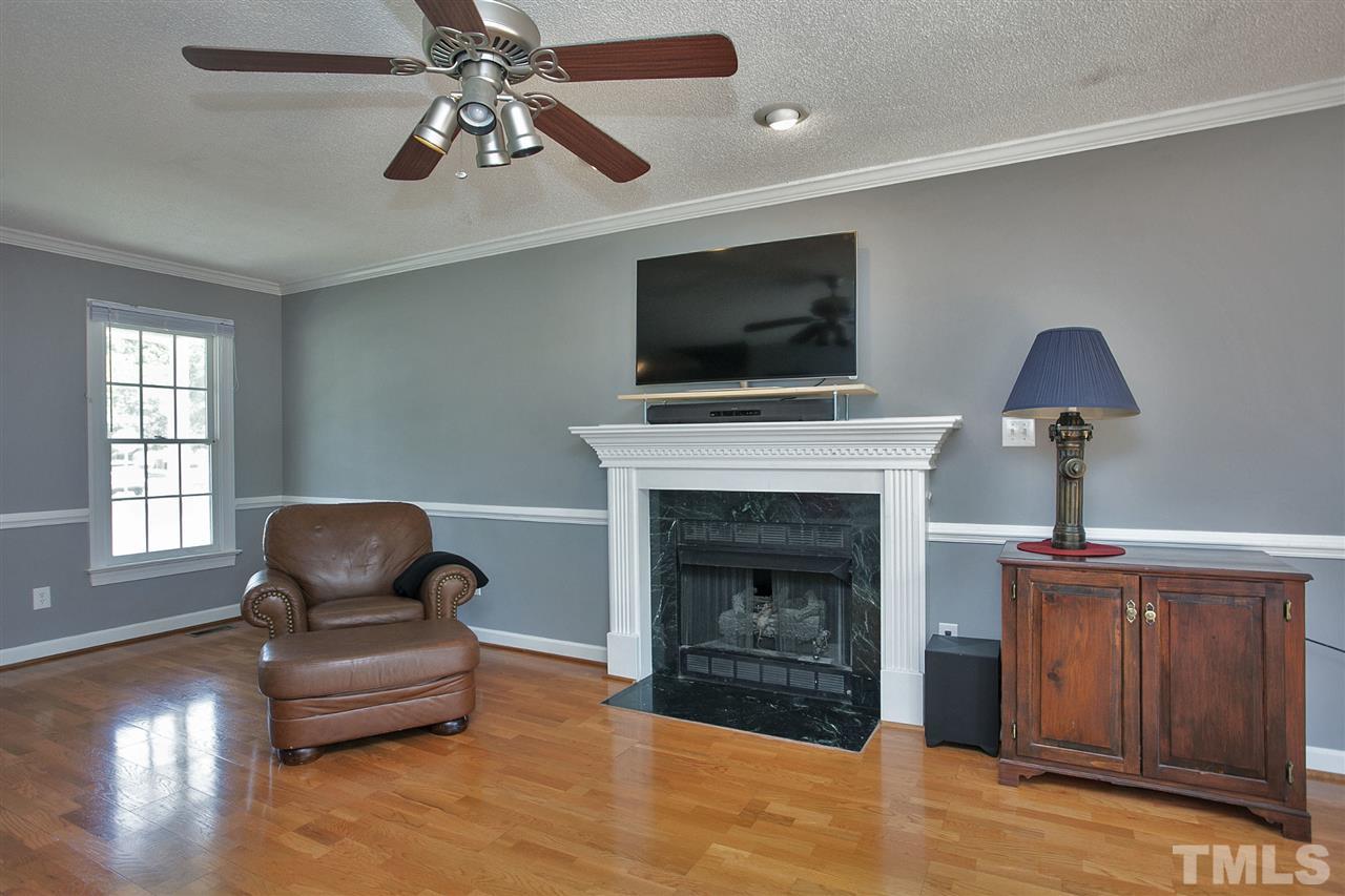 4412 Bartholomew Circle Raleigh, NC 27604 - Photo 4 of 25