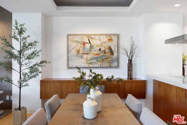 $6,350,000 | 2910-2908 Strongs Drive, Venice, CA 90291