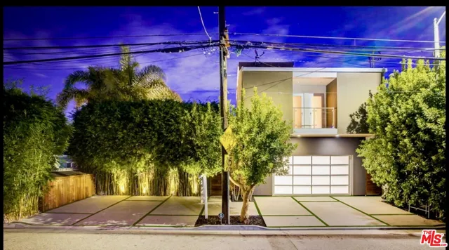 $6,350,000 | 2910-2908 Strongs Drive, Venice, CA 90291