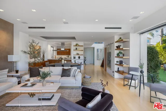 $6,350,000 | 2910-2908 Strongs Drive, Venice, CA 90291