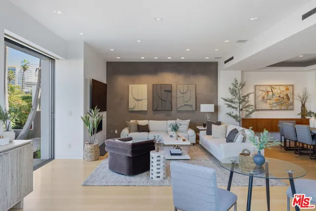 $6,350,000 | 2910-2908 Strongs Drive, Venice, CA 90291