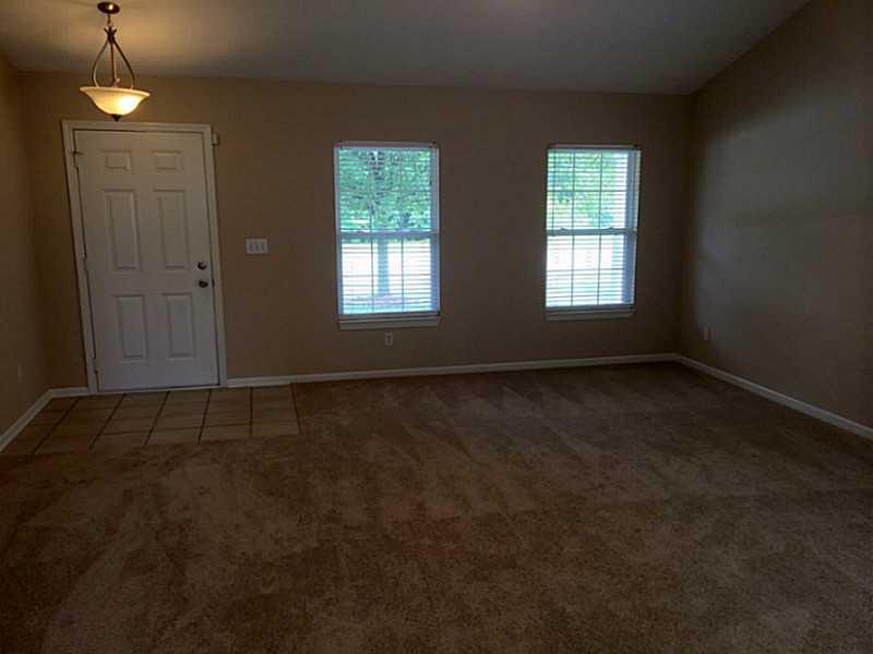 1209 Silver Ridge Lane Brownsburg, IN 46112 - Photo 2 of 21 Gallery Image 2
