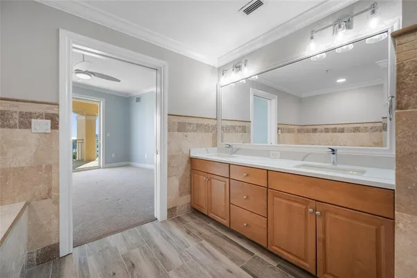 $789,000 | 700 North Osceola Avenue, Unit 606, Clearwater, FL 33755