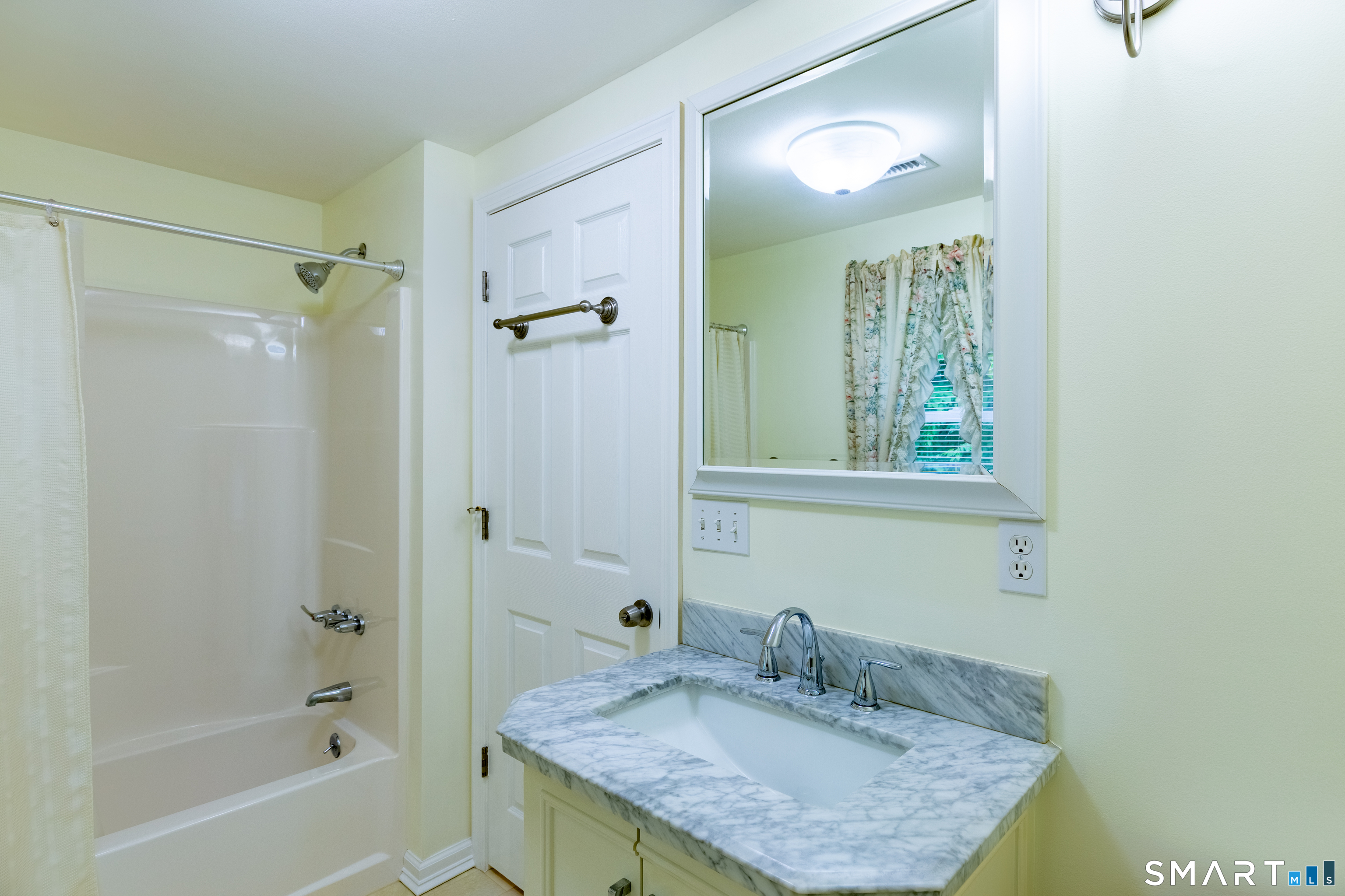 195 Daly Road Coventry, CT 06238 - Photo 15 of 20