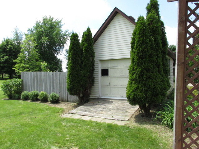 19604 Tower Road Malta, IL 60150 - Photo 23 of 25
