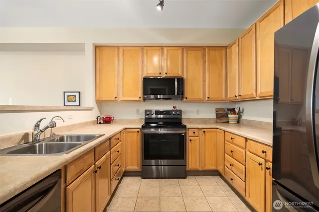 $335,000 | 516 Darby Drive, Unit 207, Bellingham, WA 98226