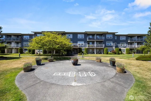 $335,000 | 516 Darby Drive, Unit 207, Bellingham, WA 98226