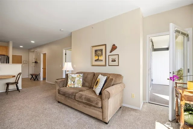 $335,000 | 516 Darby Drive, Unit 207, Bellingham, WA 98226