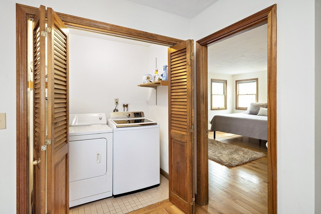 478 Clinton Road Brookline, MA 02467 - Photo 11 of 16