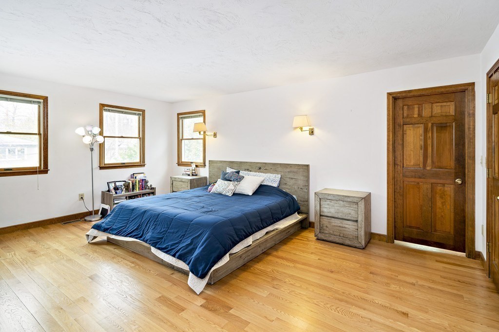 478 Clinton Road Brookline, MA 02467 - Photo 7 of 16