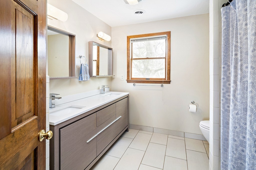 478 Clinton Road Brookline, MA 02467 - Photo 9 of 16