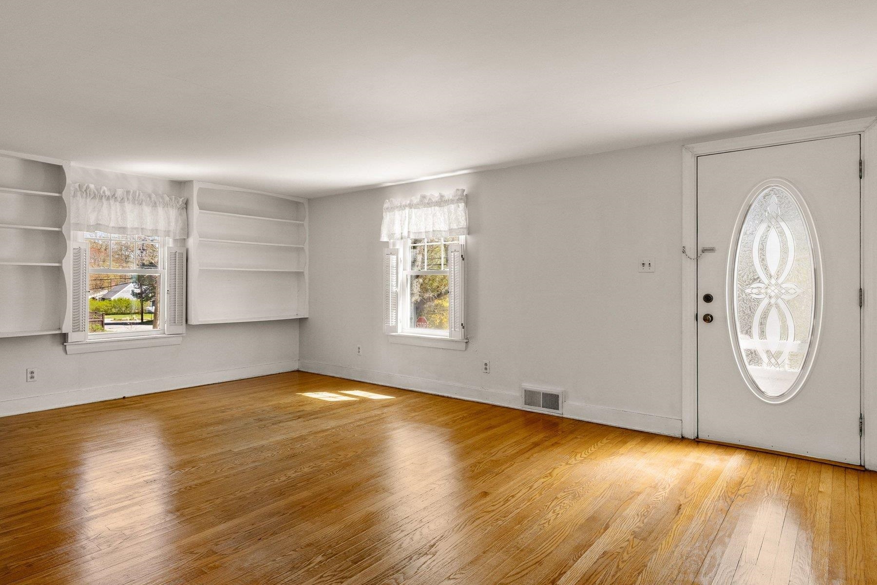 65 McKinley Road Portsmouth, NH 03801 - Photo 6 of 38