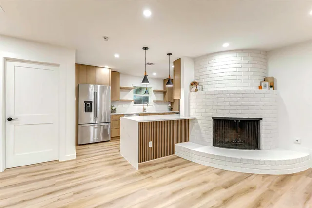 $545,000 | 2635 Bandelier Drive, Houston, TX 77080