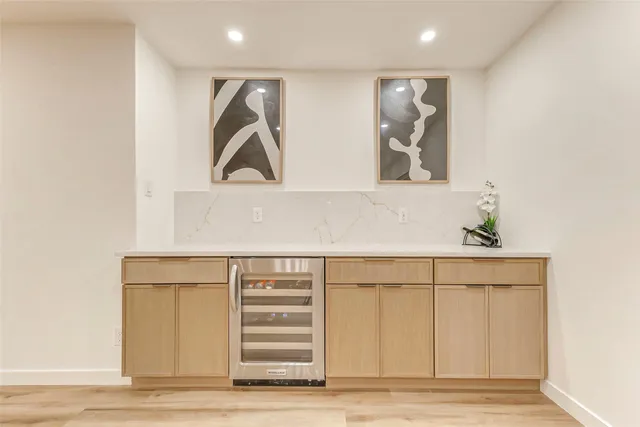 $545,000 | 2635 Bandelier Drive, Houston, TX 77080