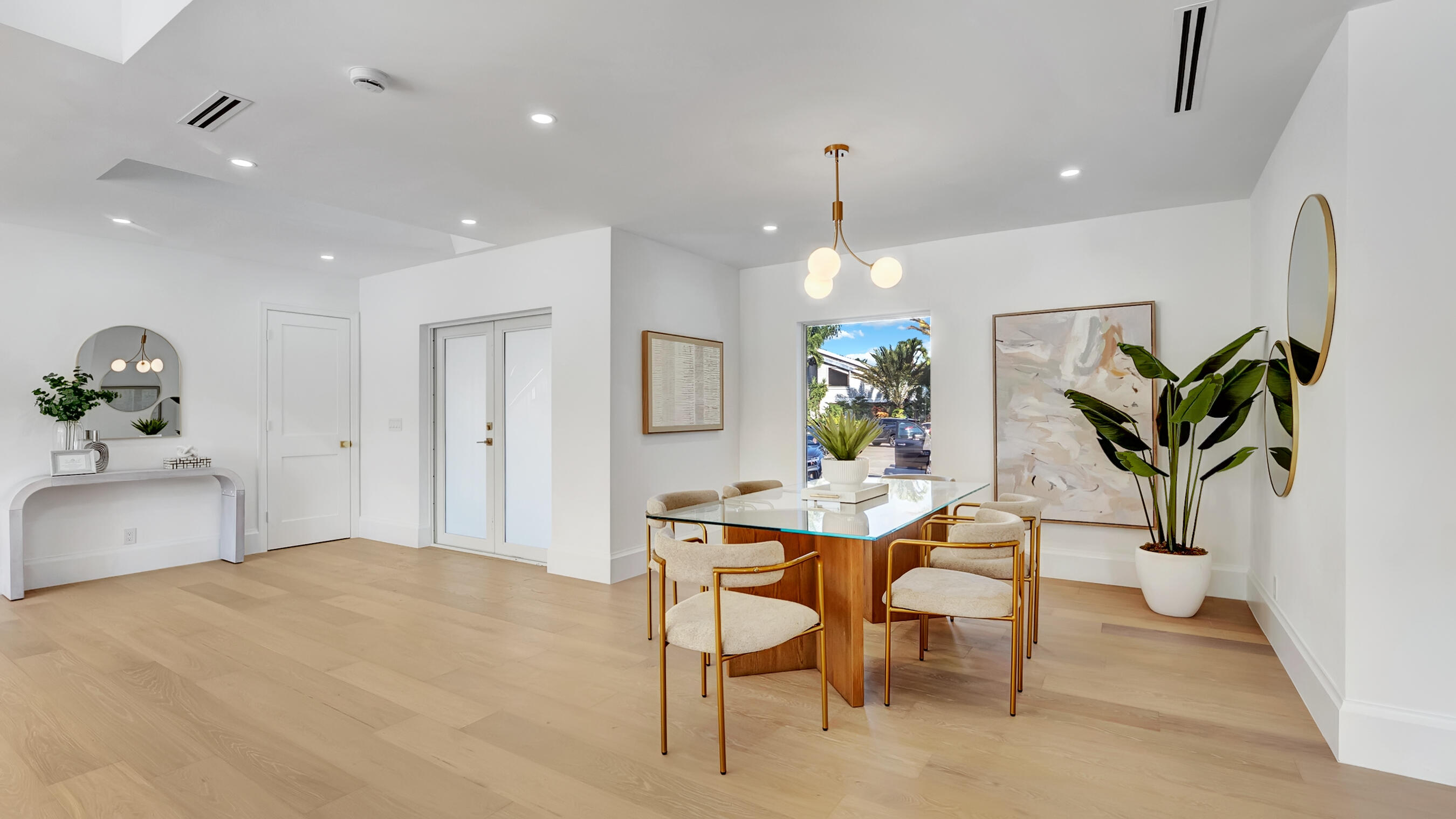 580 Southwest 15th Street Boca Raton, FL 33432 - Photo 26 of 70 Dinning area - Entryway