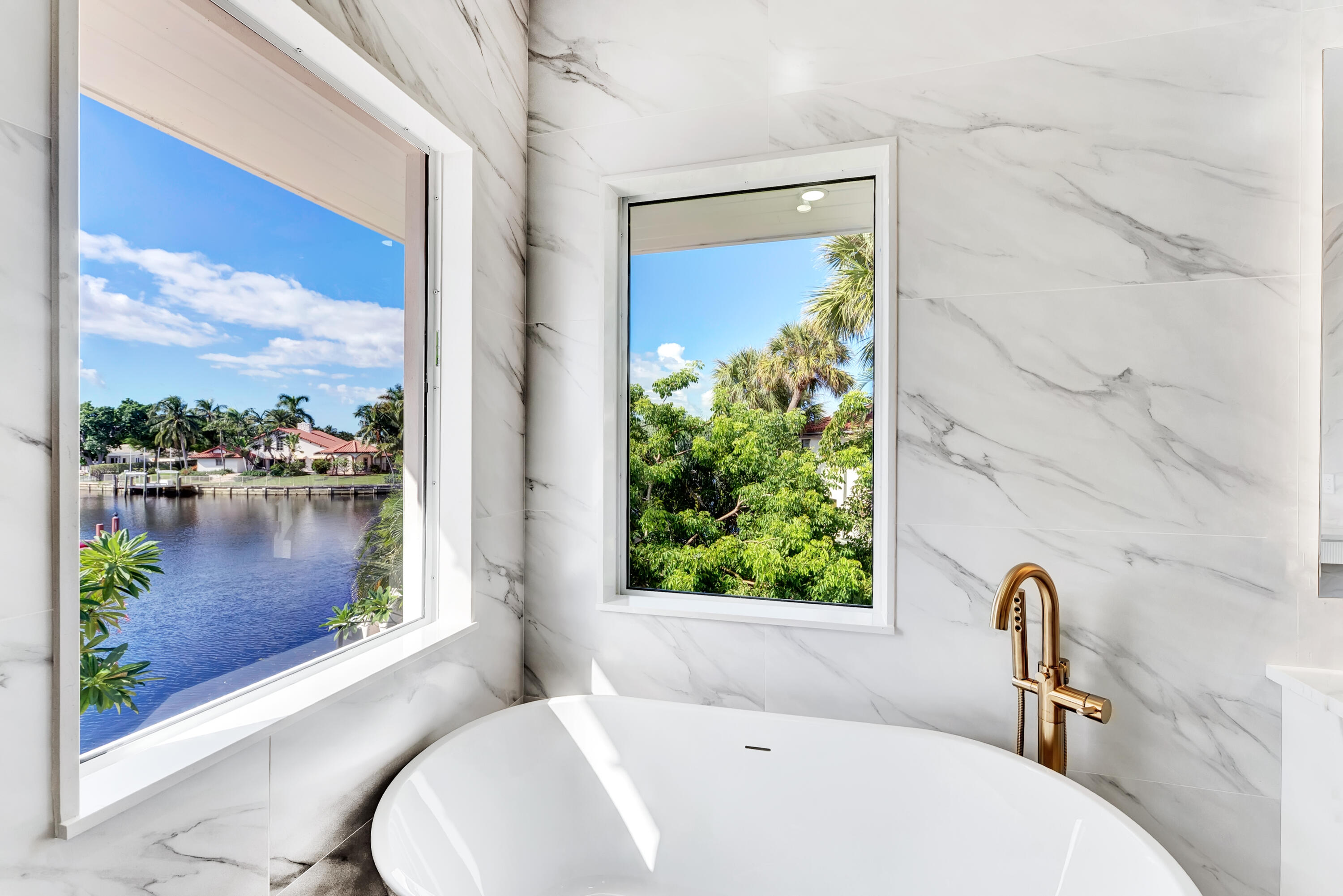 580 Southwest 15th Street Boca Raton, FL 33432 - Photo 39 of 70 Master Bathroom