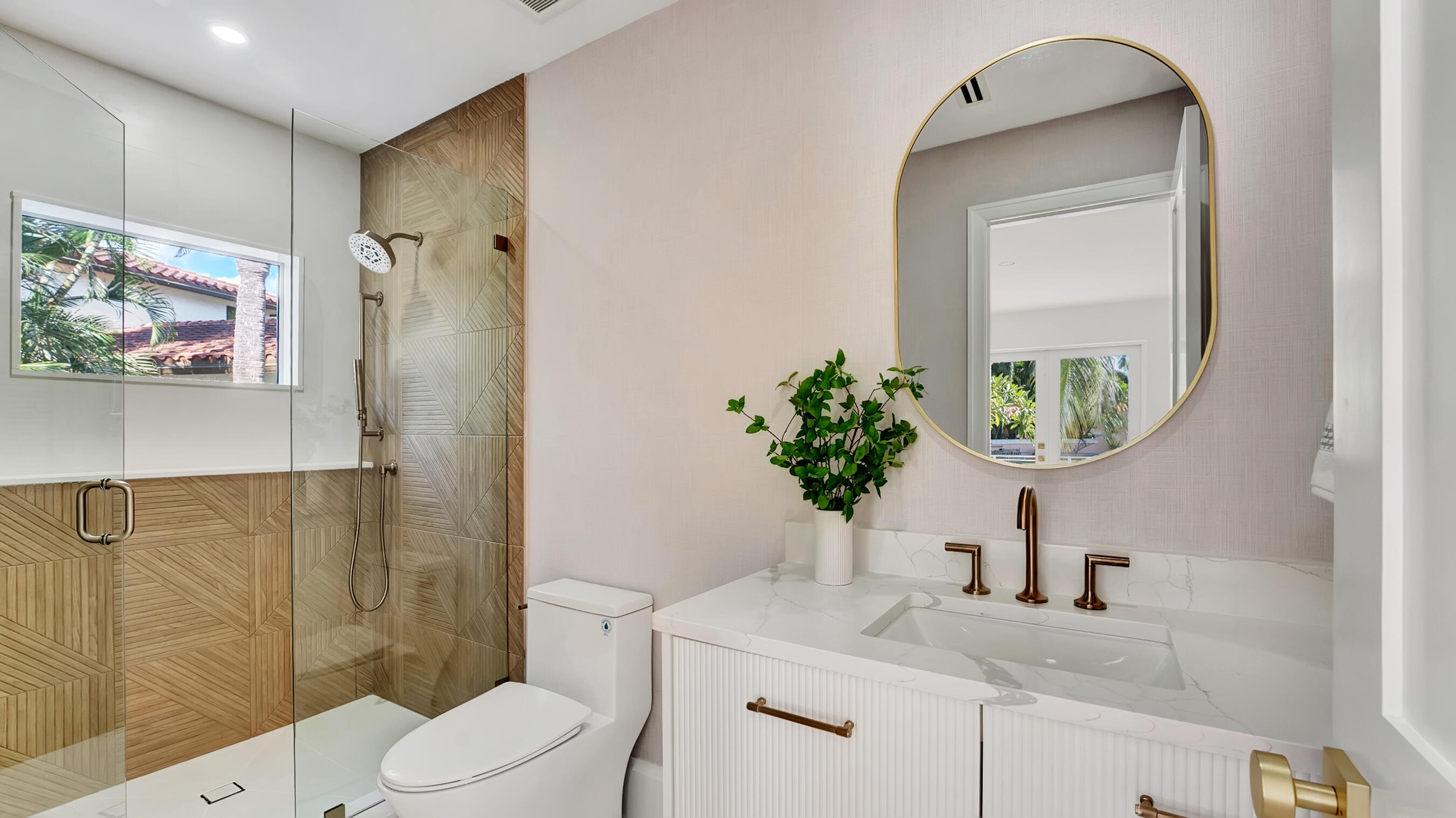 580 Southwest 15th Street Boca Raton, FL 33432 - Photo 43 of 70 Downstairs Guest bathroom