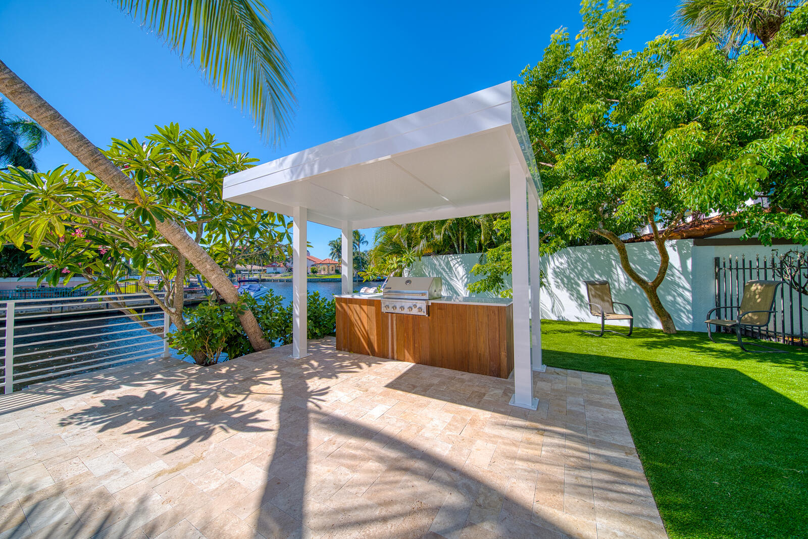 580 Southwest 15th Street Boca Raton, FL 33432 - Photo 53 of 70 BBQ are