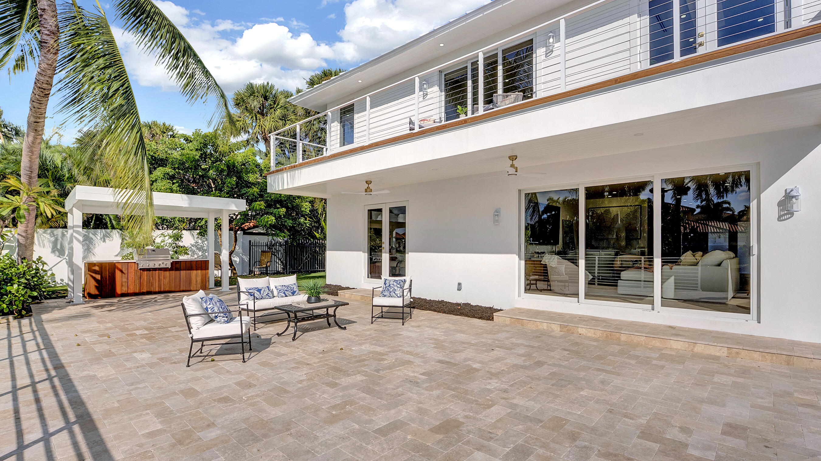 580 Southwest 15th Street Boca Raton, FL 33432 - Photo 58 of 70 BBQ area