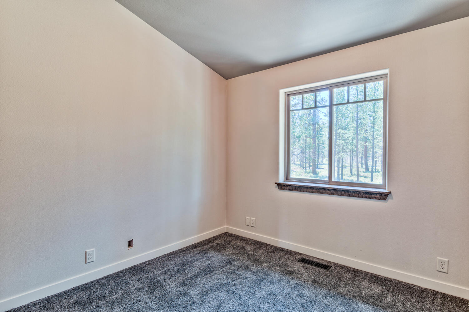 54429 Foster Road Bend, OR 97707 - Photo 20 of 51 54429 Foster Rd., Bend, OR - 37