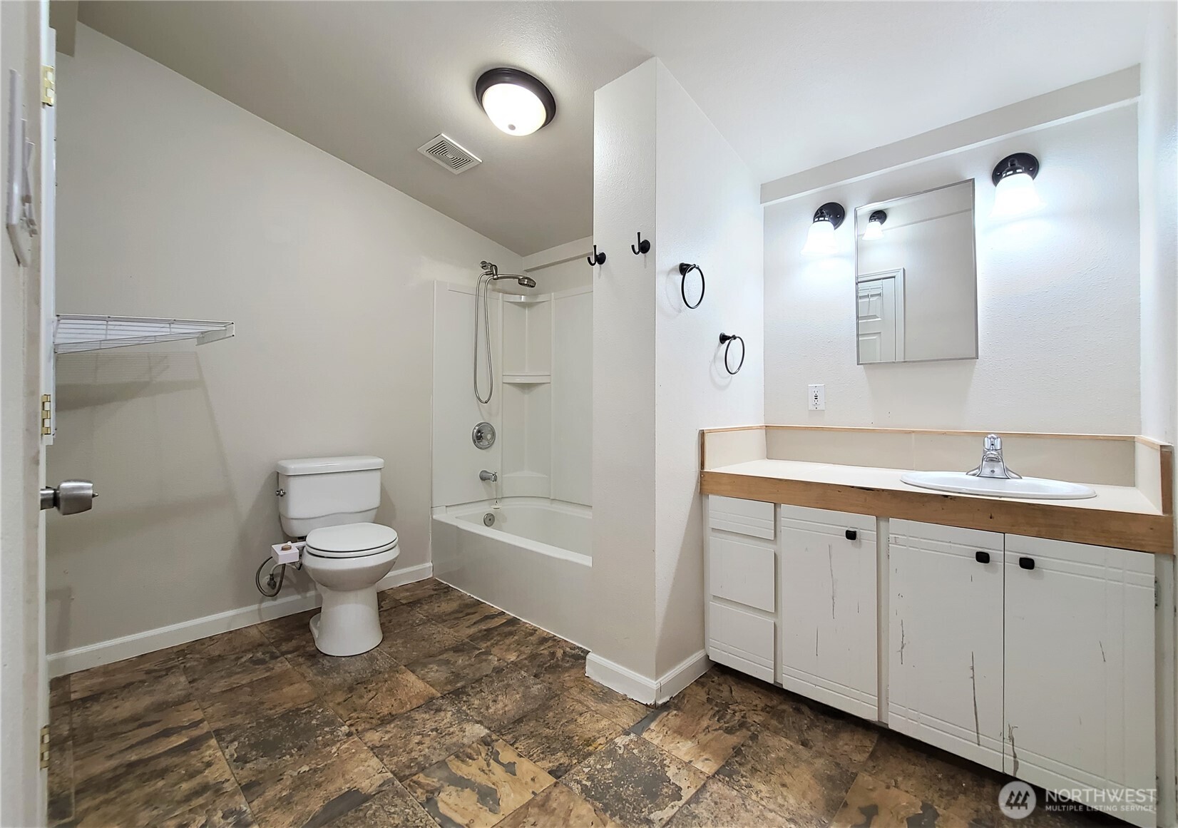 3418 Wetmore Avenue Everett, WA 98201 - Photo 14 of 33