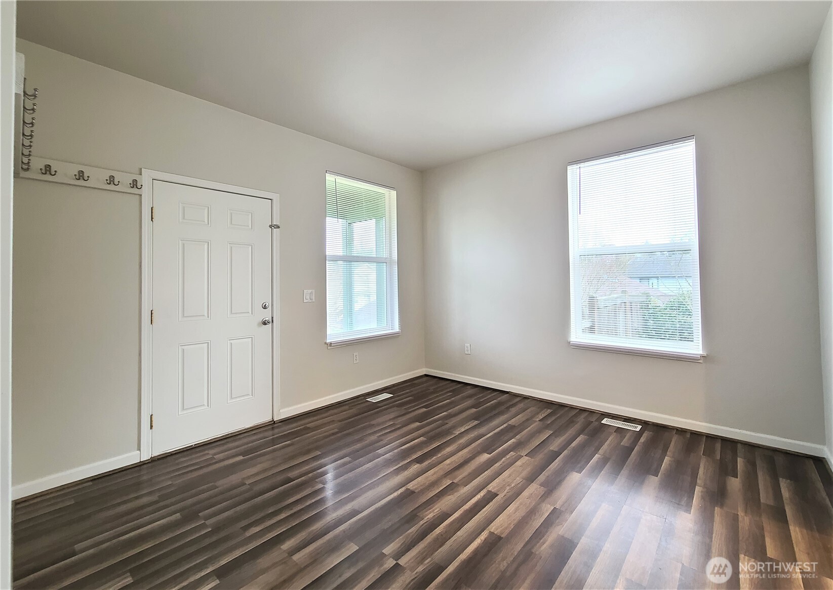 3418 Wetmore Avenue Everett, WA 98201 - Photo 9 of 33