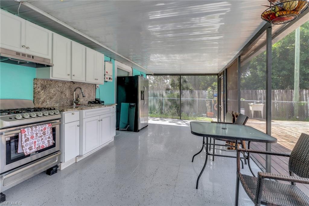 2001 46th Street Southwest Naples, FL 34116 - Photo 16 of 27