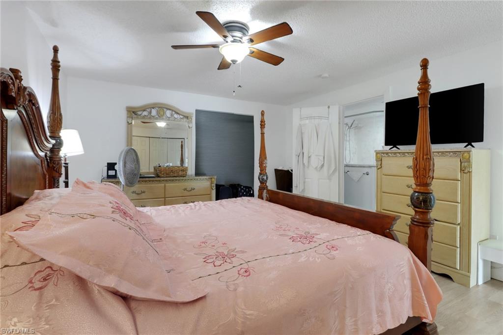 2001 46th Street Southwest Naples, FL 34116 - Photo 10 of 27