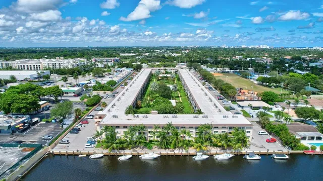 $249,900 | 4500 North Federal Highway, Unit 151F, Lighthouse Point, FL 33064