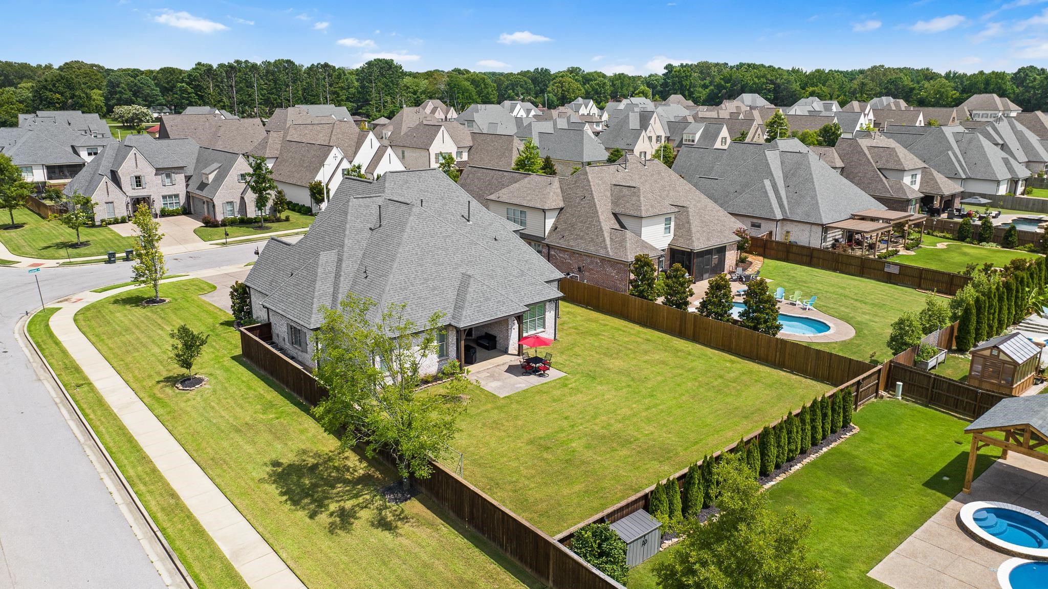 4711 Carousel Lane Collierville, TN 38017 - Photo 30 of 33 a view of a tennis court