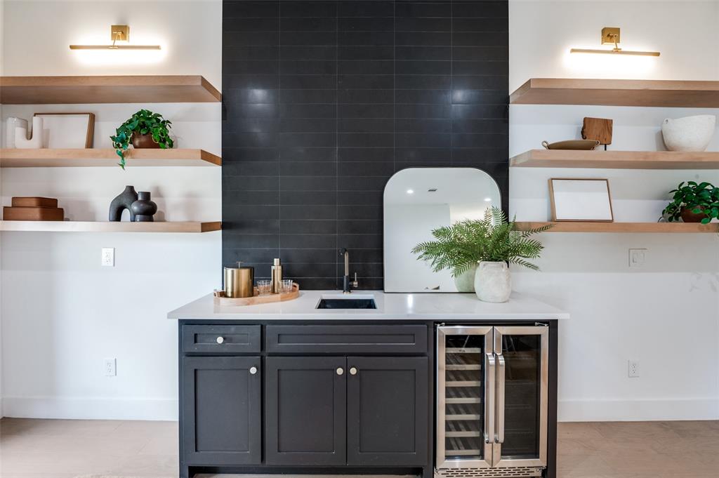 6322 Pineview Road Dallas, TX 75248 - Photo 19 of 40 a sink with a potted plant on it
