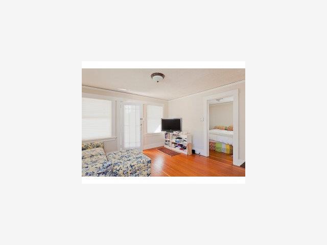1151 Middlefield Road Palo Alto, CA 94301 - Photo 7 of 9 Gallery Image 7
