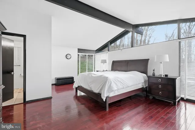 $525,000 | 5 Yorkridge Trail, Hockessin, DE 19707