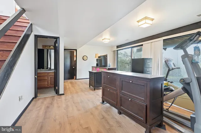 $525,000 | 5 Yorkridge Trail, Hockessin, DE 19707