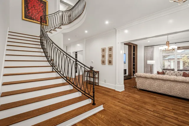 a view of empty room with closet and window