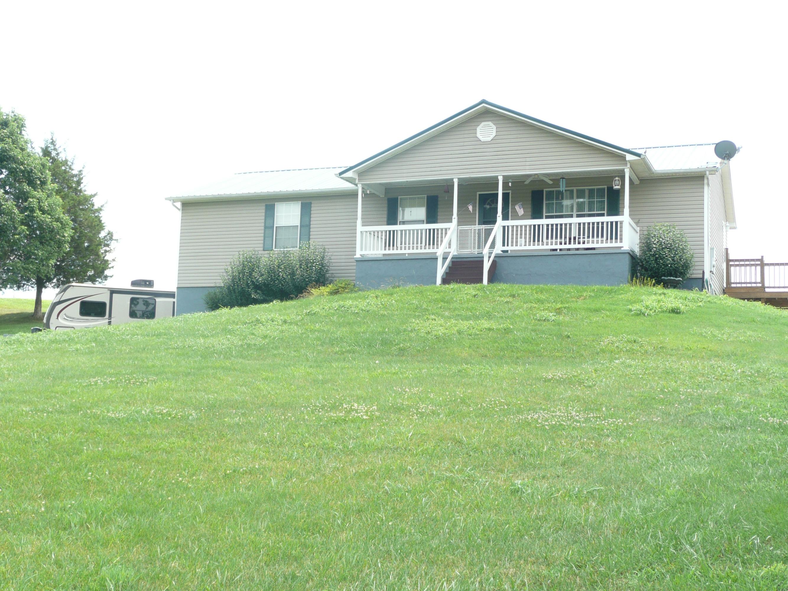 180 Price Road Sweetwater, TN 37874 - Photo 2 of 28 P1020820