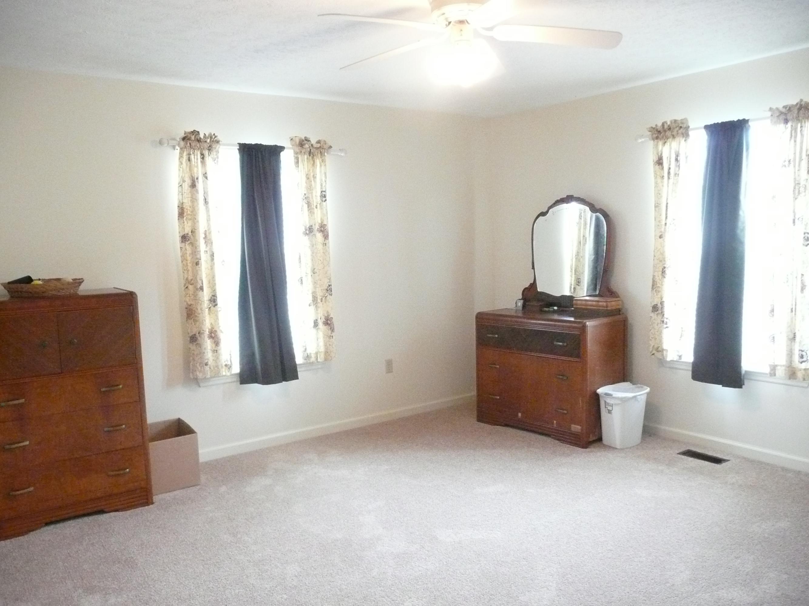 180 Price Road Sweetwater, TN 37874 - Photo 17 of 28 P1020835