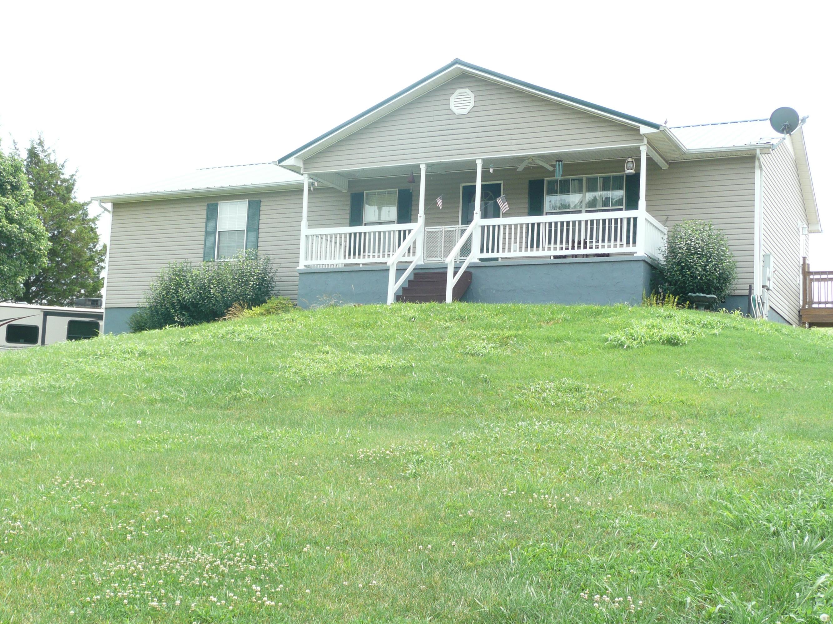 180 Price Road Sweetwater, TN 37874 - Photo 3 of 28 P1020821